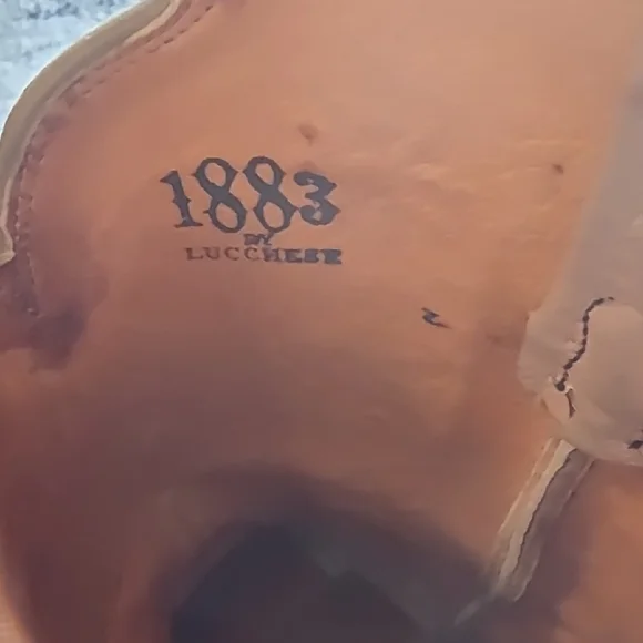 Lucchese Tan Leather Boot Interior Detail - Picture 3 of 11